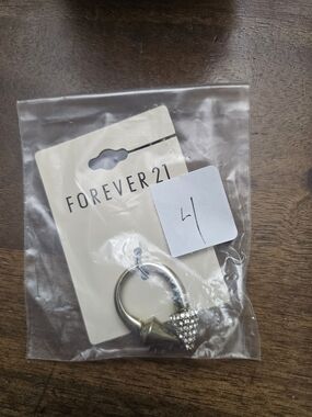 Forever 21 Silver Tone Pave Spike Ring